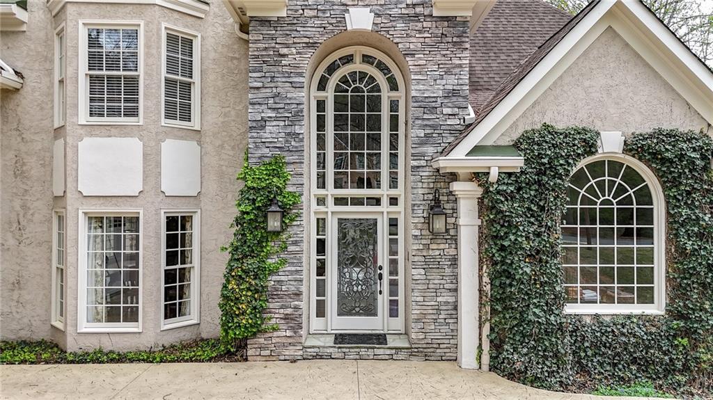 2897 Watchmans Walk NW