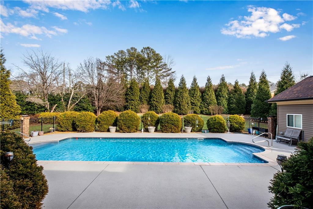 511 Baxter Way
