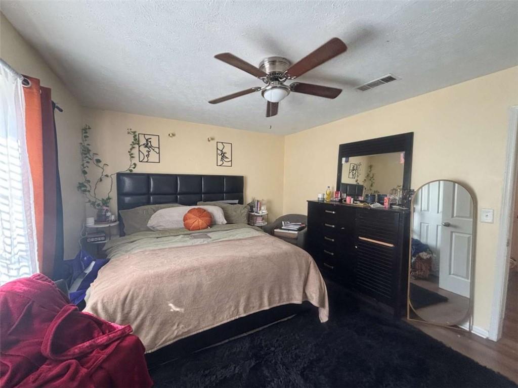 1939 Whitehall Forest Ct Se