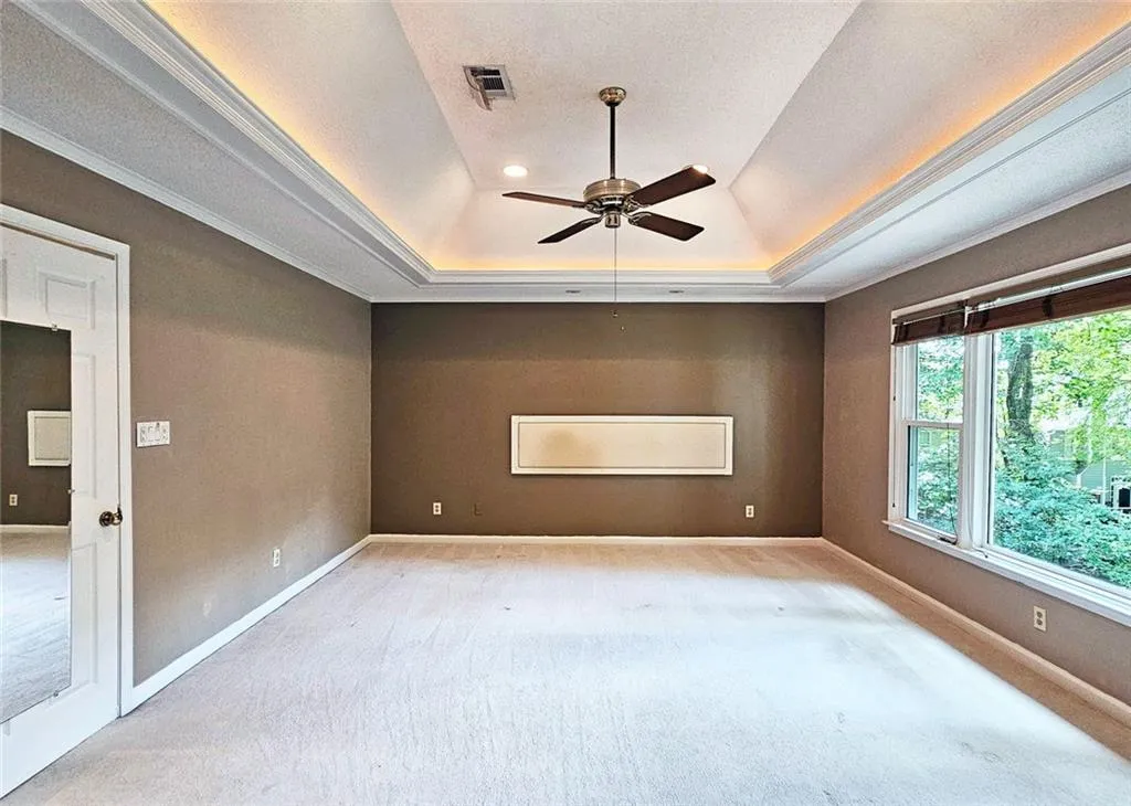 Roswell, Georgia 30075, United States, 3 Bedrooms Bedrooms, ,3 BathroomsBathrooms,Residential,Pending,192497