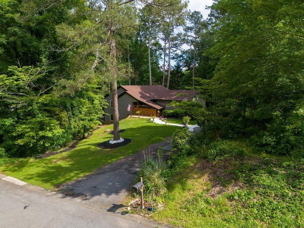 HOLLY HILLS ESTATES - Residential