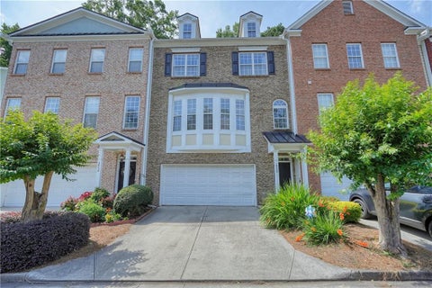 Townhouse For Sale - 2958 Wintercrest Drive #6<br/> Dekalb County, Atlanta, GA 30360