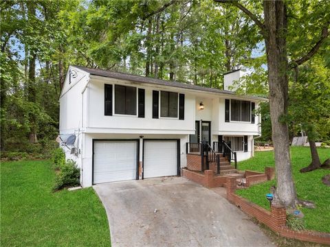 3512 Lynview Court W Decatur GA 30034