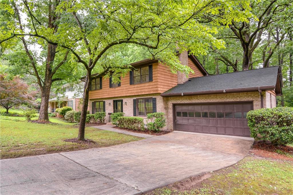 3352 NORTHBROOK Drive