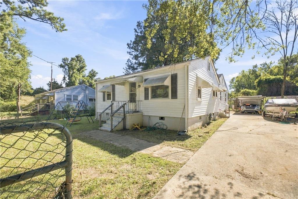 38 Battey Drive NW