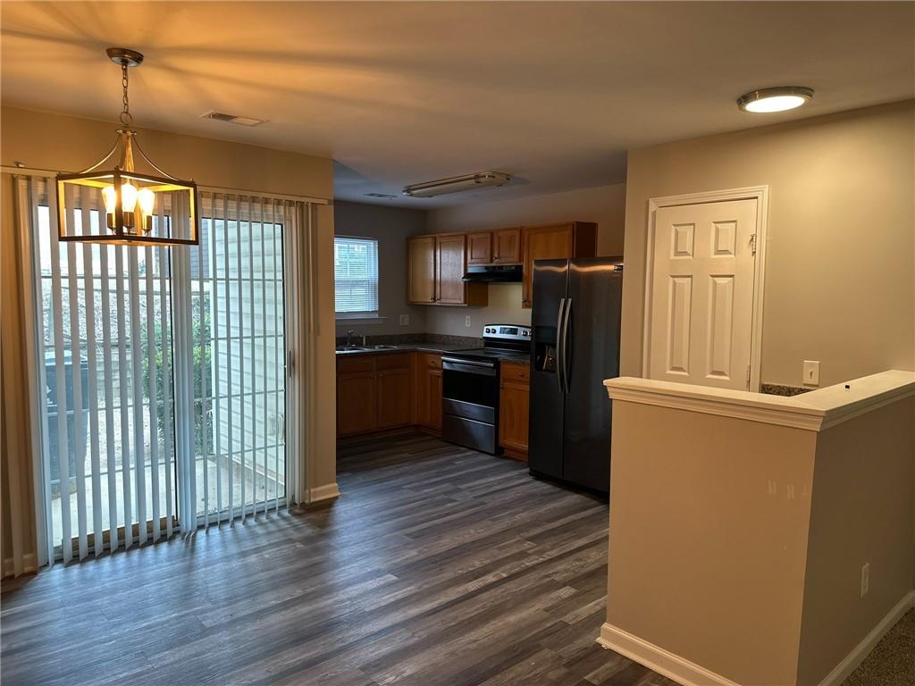 831 Crestwell Circle SW