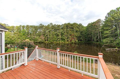 A home in Powder Springs