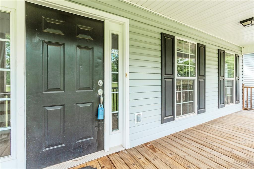 582 B Whitfield Road