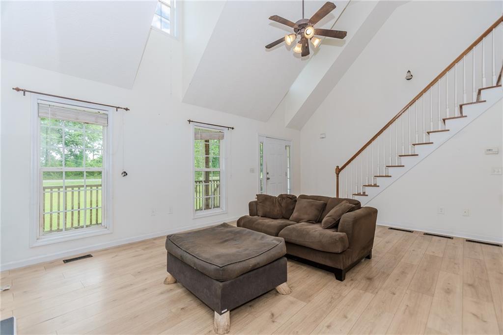 582 B Whitfield Road