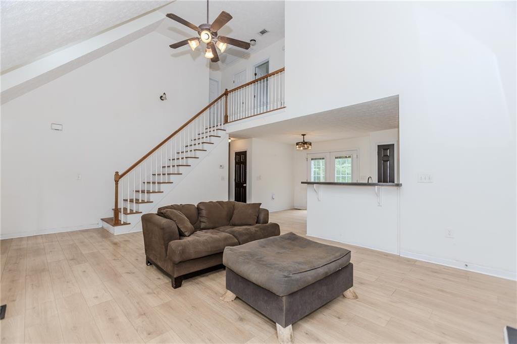 582 B Whitfield Road