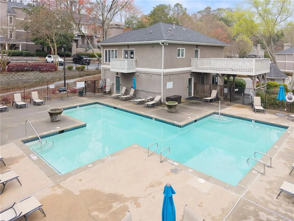 Atlanta, Georgia 30324, United States, 3 Bedrooms Bedrooms, ,2 BathroomsBathrooms,Residential,Active,96551