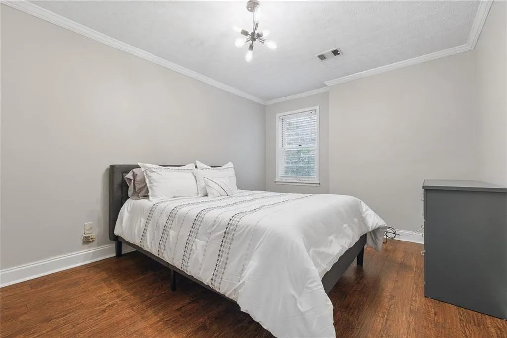 Atlanta, Georgia 30324, United States, 3 Bedrooms Bedrooms, ,2 BathroomsBathrooms,Residential,Active,96551