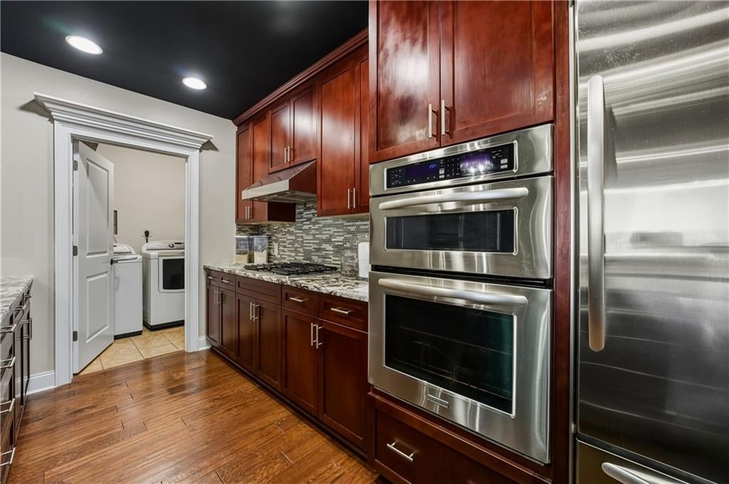 270 17th Street NW 1804