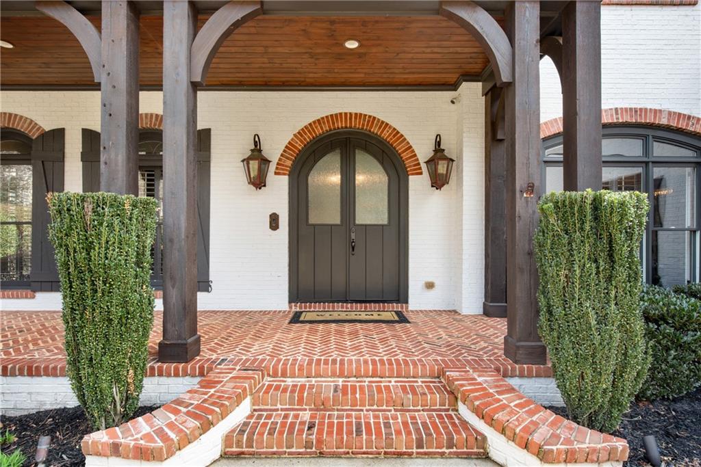 2470 Flint Creek Drive