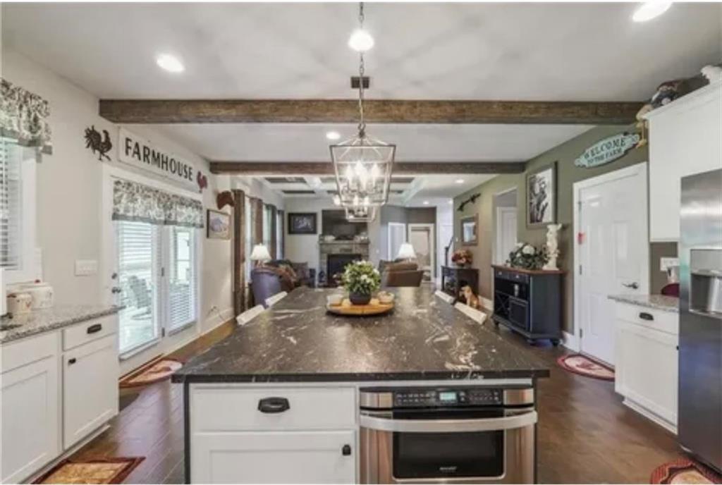 4030 Amberhill Circle