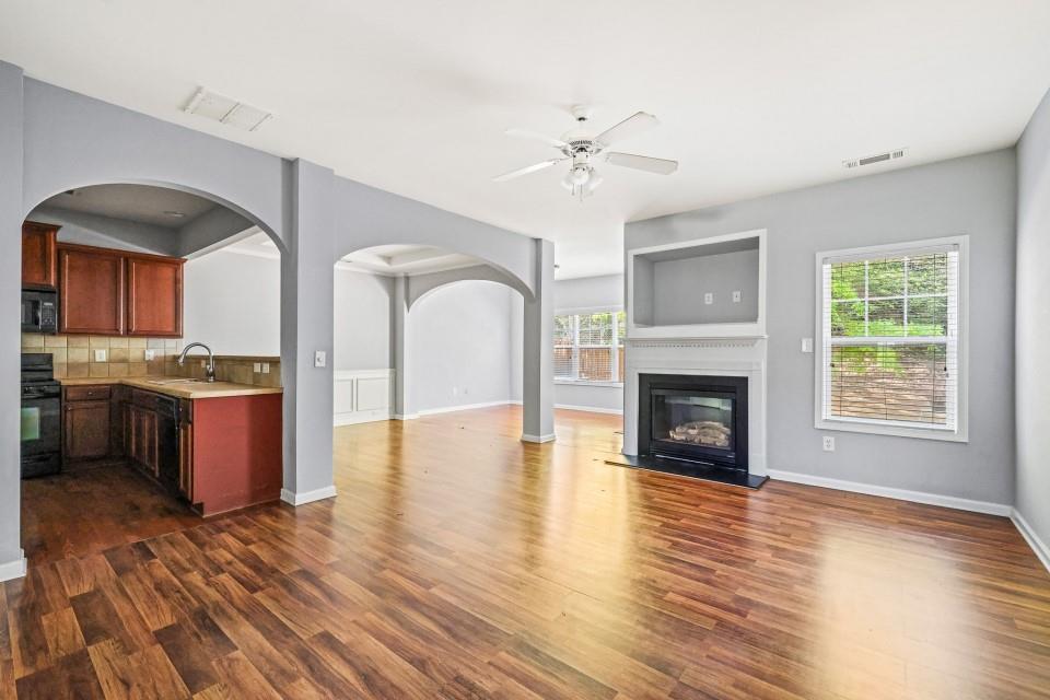 2892 Cross Creek Drive