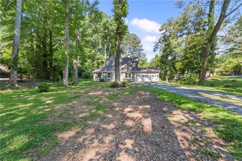 Homes For Sale - 2545 Jewell Drive<br/> Cobb County, Marietta, GA 30066