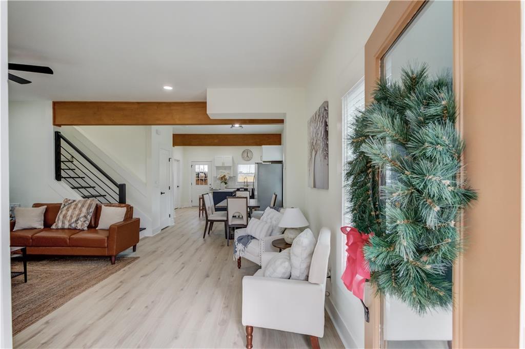 1902 Memorial Drive SE