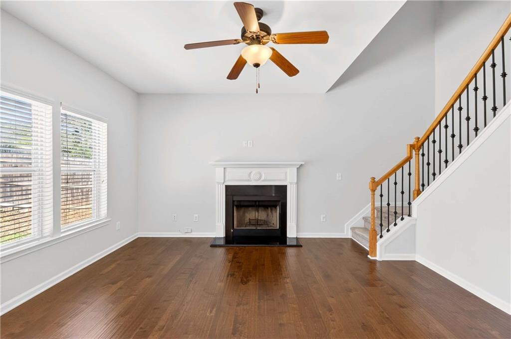 2209 Charleston Pointe SE