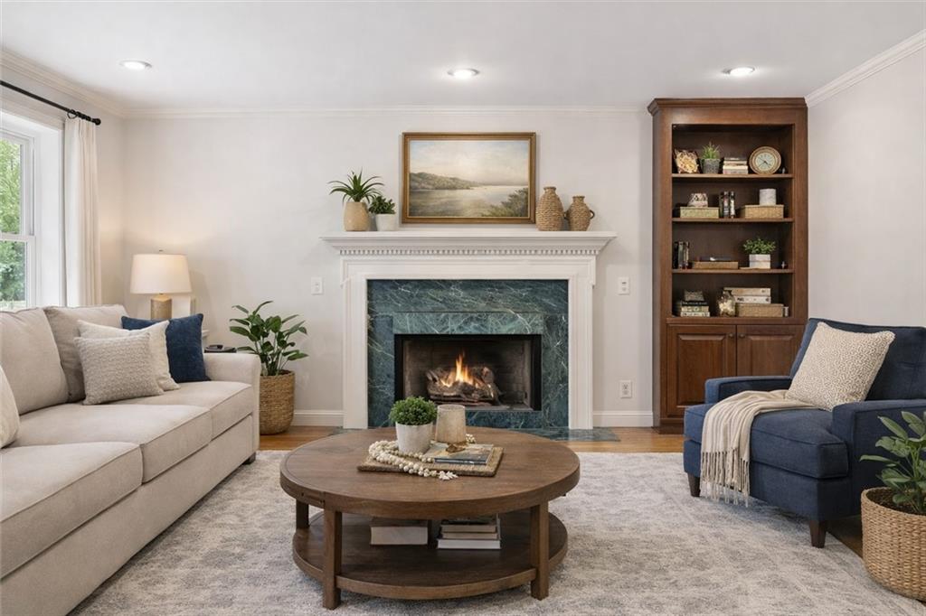 7 Pine Valley Road SW