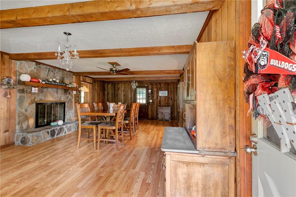 1687 NE Hickory Level Road