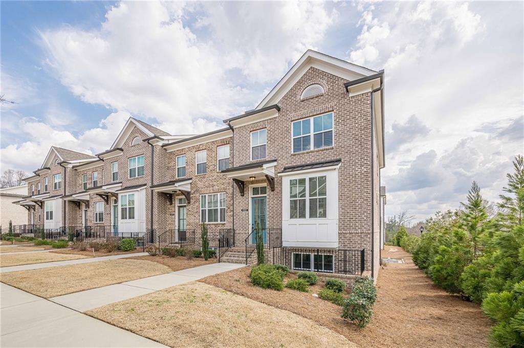 4565 Sims Park Overlook, Suwanee, Georgia image 2