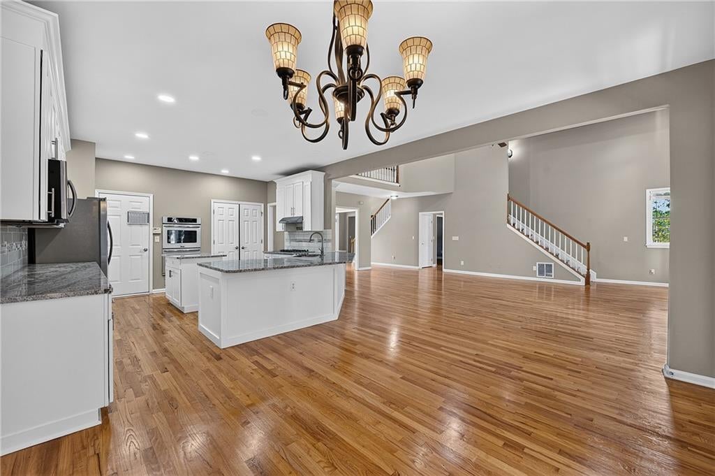 1735 Riverglen Drive