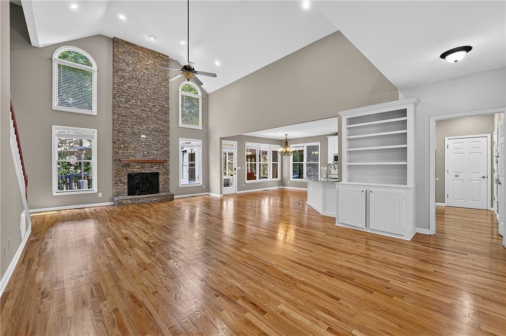 1735 Riverglen Drive