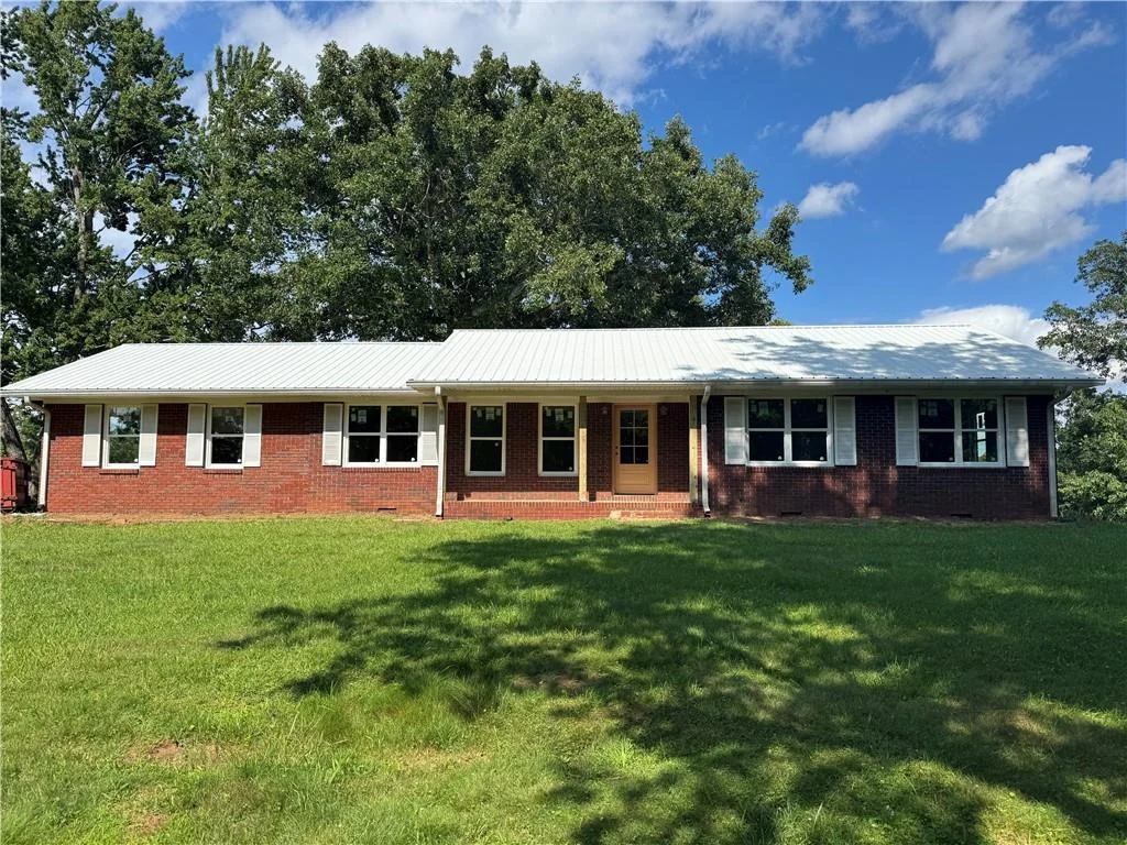 1049 Ben Higgins Road