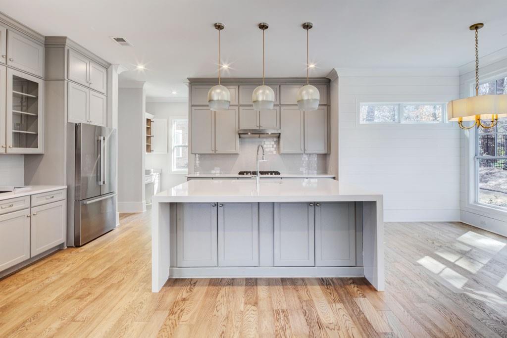 4640 Vinings Canyon Bend