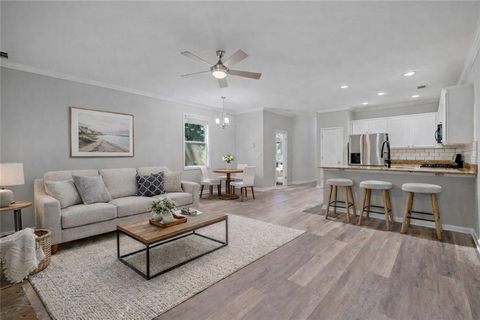 Townhouse For Sale - 950 Firethorne Pass<br/> Cumming, GA 30040