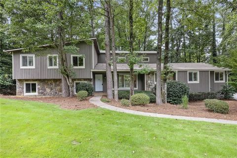 Photo of 2792 Lansdowne Lane SE, Atlanta, GA 30339 (MLS # 7666250)