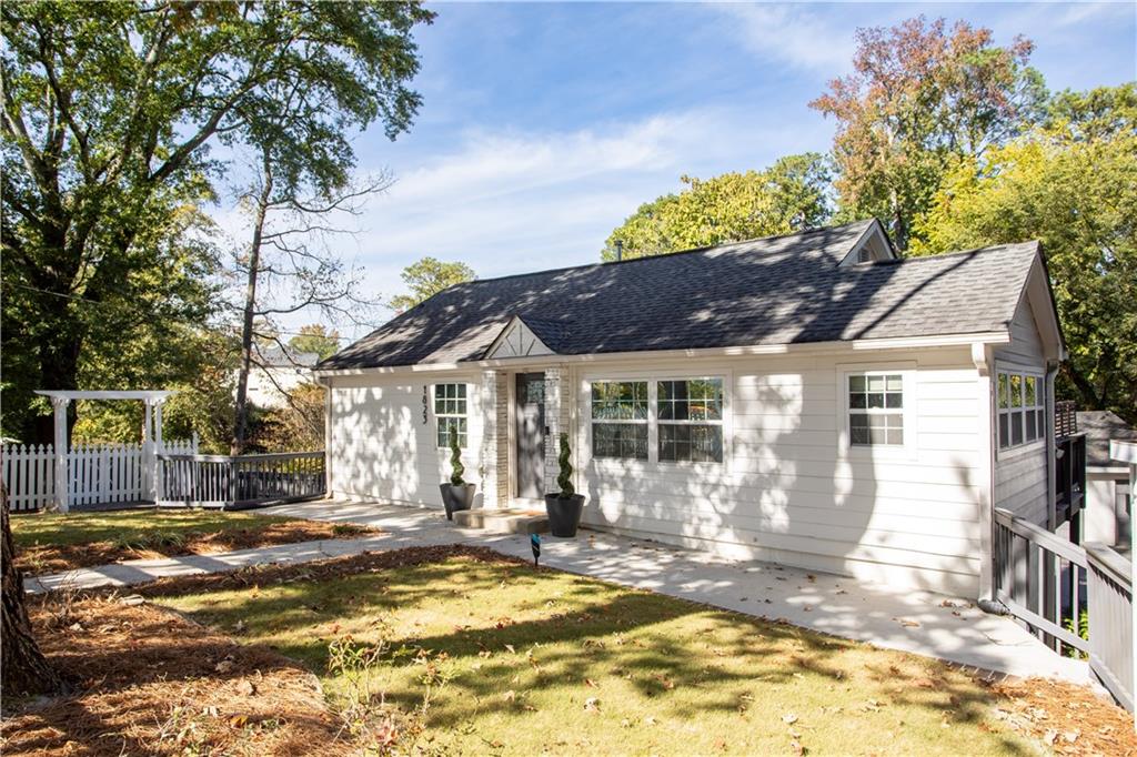 1823 Defoor Avenue NW