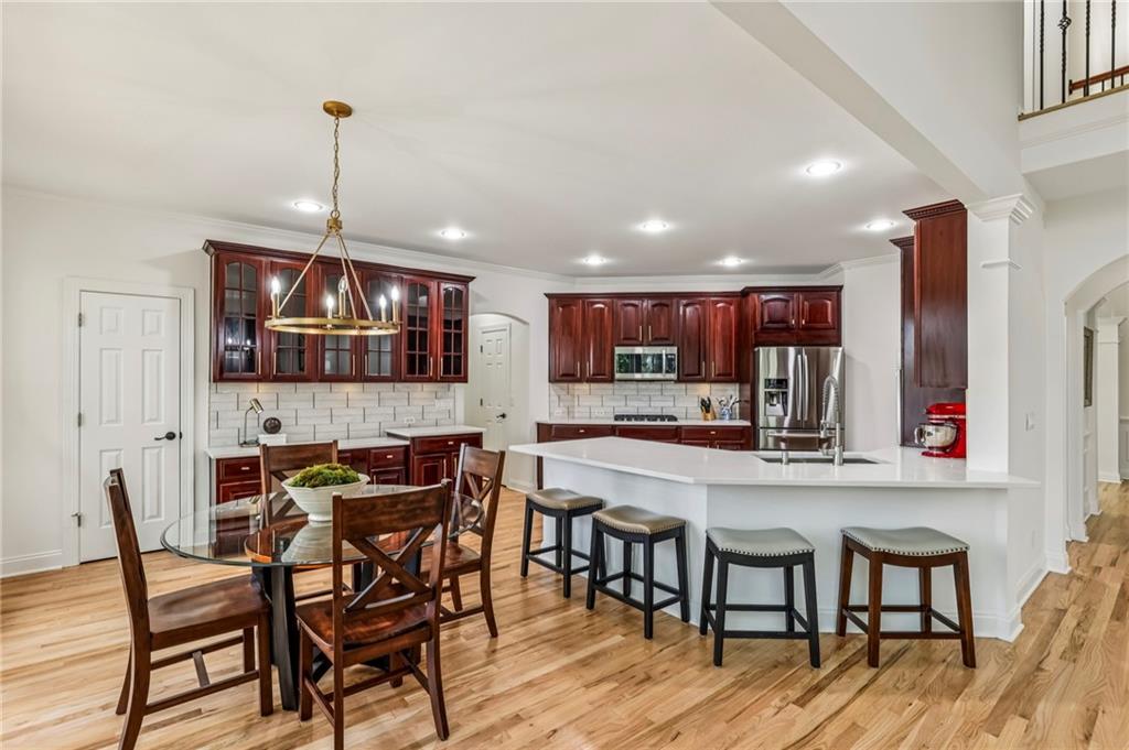 Alpharetta, Georgia, 30005, United States, 5 Bedrooms Bedrooms, ,5 BathroomsBathrooms,Residential,Active,2031013