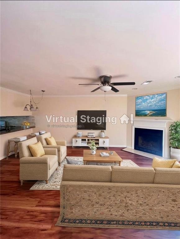 4006 Bayside Circle