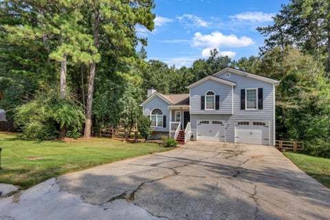 Homes For Sale - 405 Windstone Court<br/> Lawrenceville, GA 30044