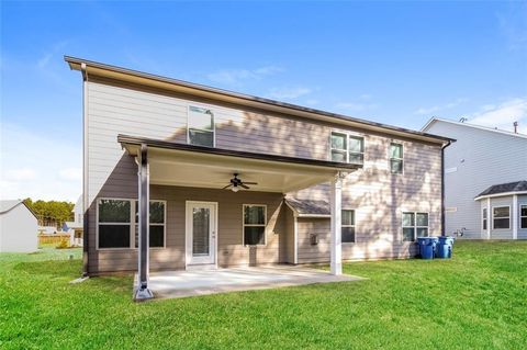 A home in Dacula