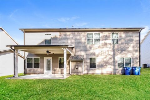 A home in Dacula