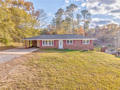 A home in Cedartown