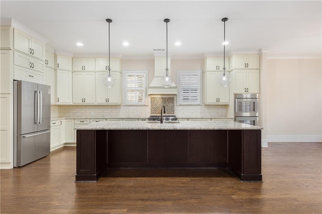 The Oaks on Woodlawn - Residential