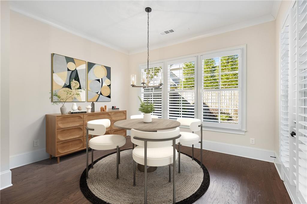 The Oaks on Woodlawn - Residential