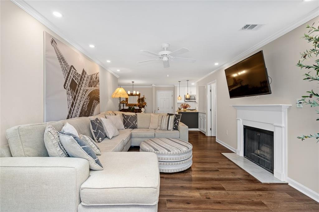 23103 Plantation Drive NE 103