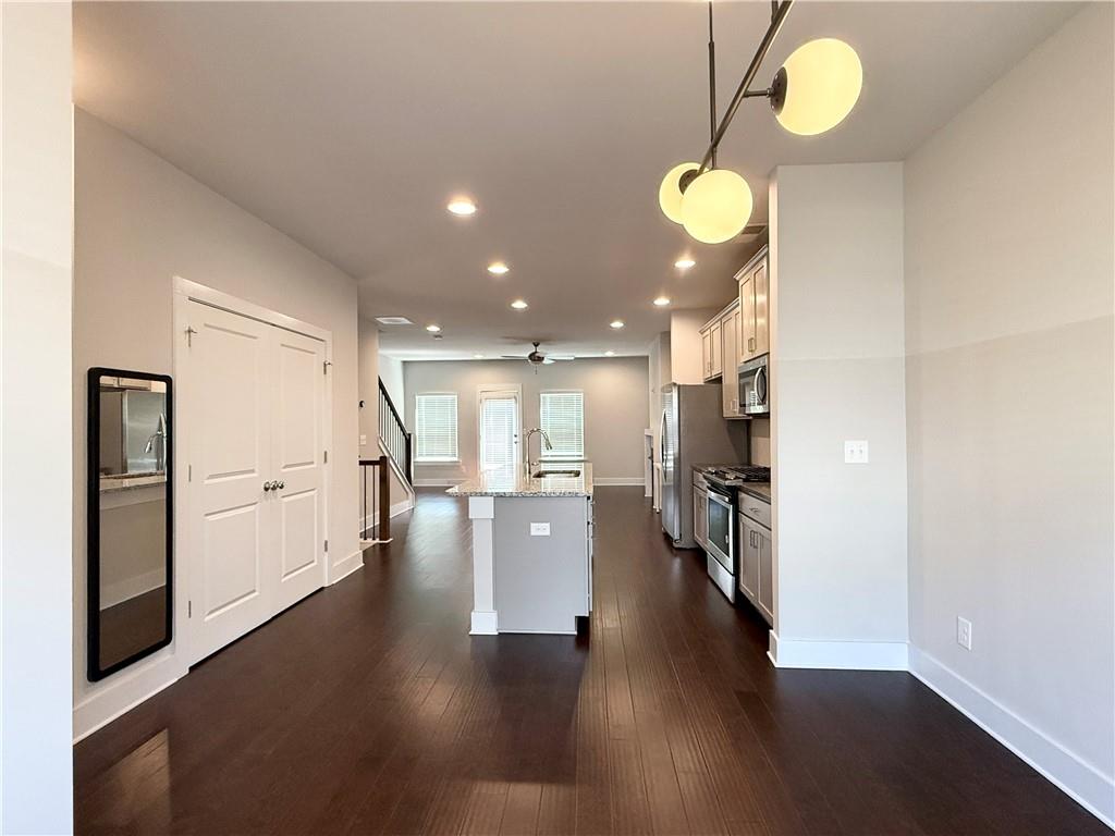 3833 Oxford Circle