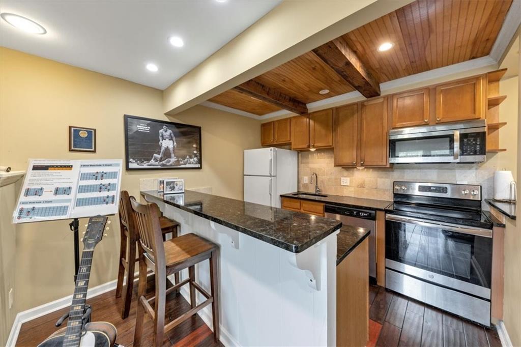 Cross Creek - Residential