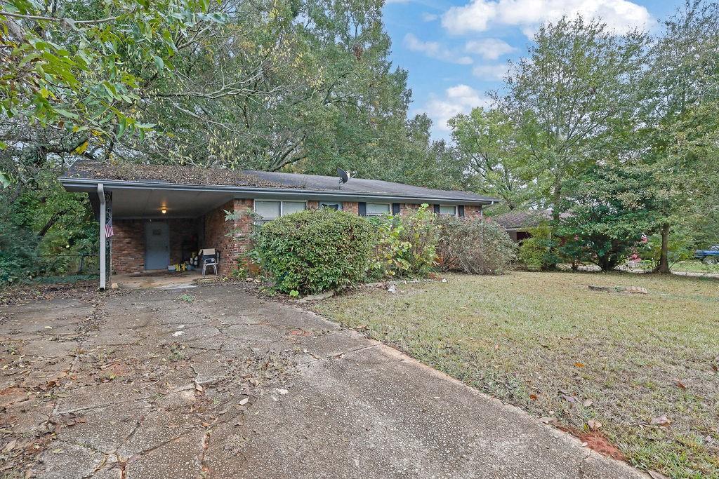 953 Meadow Rock Drive