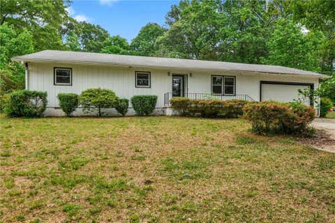 Homes For Sale - 6174 Lower Dixie Lake Road<br/> Fulton County, Union City, GA 30291