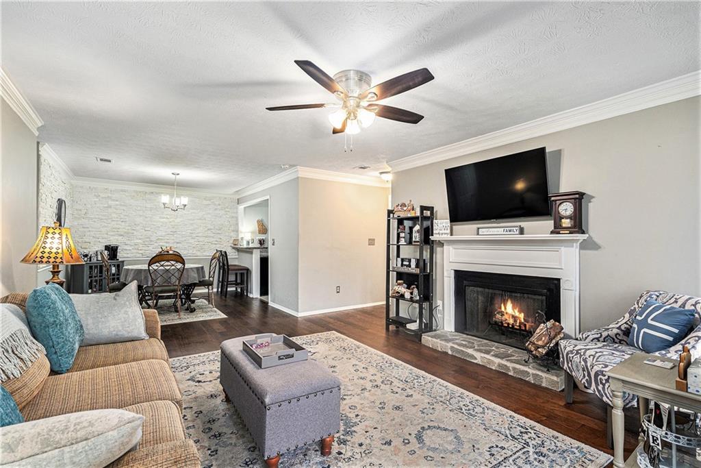 804 Vicksburg Place, Atlanta, Georgia image 5