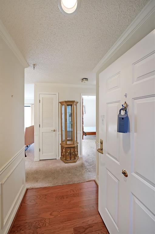 1800 Clairmont Lake 326