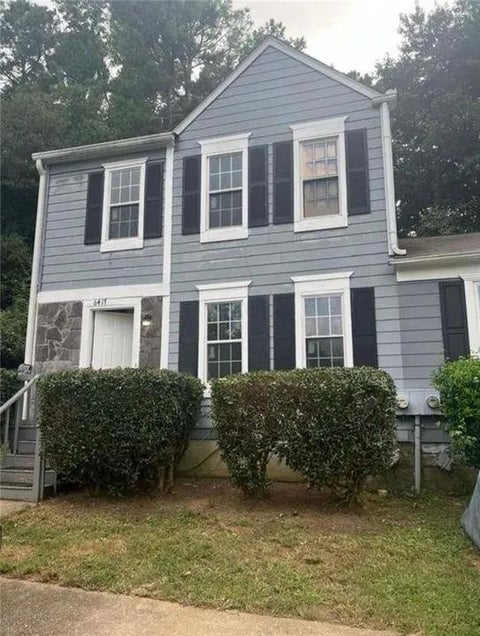 Townhouse For Rent - 6417 Bedford Lane<br/> Lithonia, GA 30058