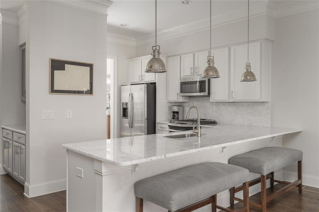 805 Virginia Park Circle NE